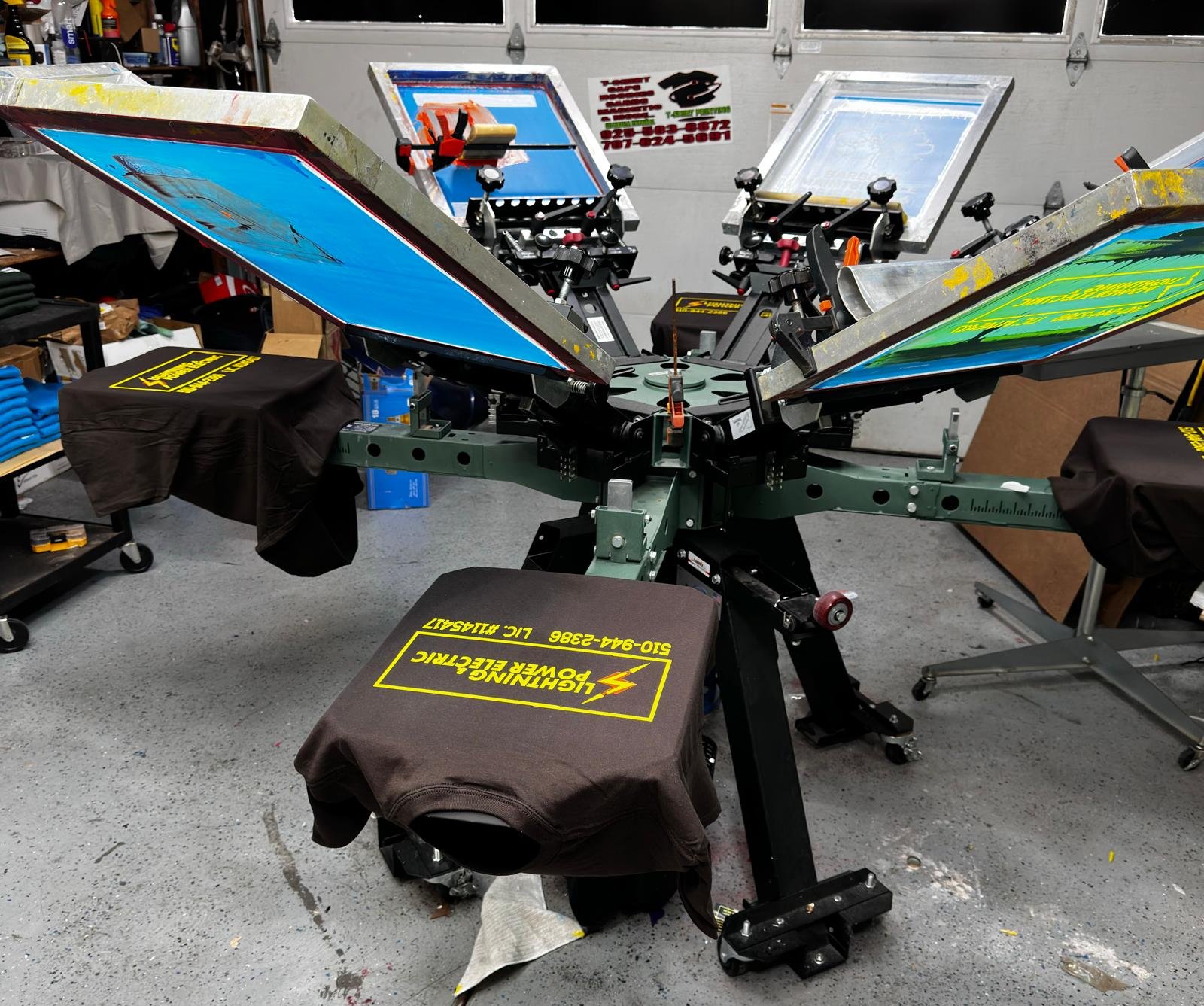SCREEN PRINTING PRESS